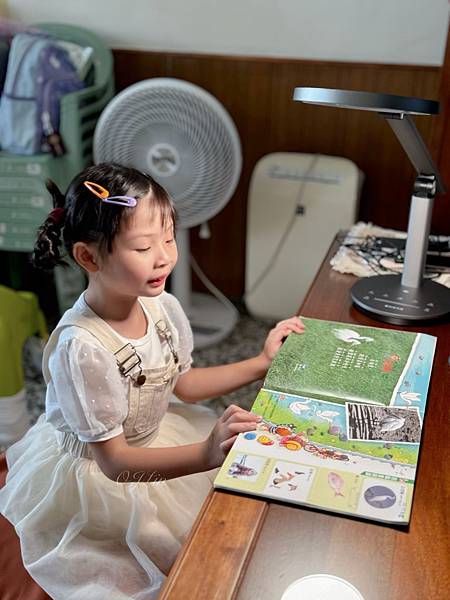 ( 💡 ) 全台首創!上下立體雙光源 全光譜智慧螢幕閱讀燈, ( 💡 ) 全台首創!上下立體雙光源 全光譜智慧螢幕閱讀燈,