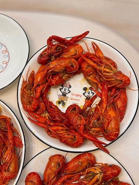 ( 🦞 )蒜蓉小龍蝦🦞肉質扎實Q彈又鮮嫩,濃郁蒜香下酒好菜太 ( 🦞 )蒜蓉小龍蝦🦞肉質扎實Q彈又鮮嫩,濃郁蒜香下酒好菜太