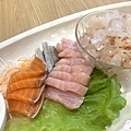 澎湖臨海樓餐廳 6 生魚片2.jpg