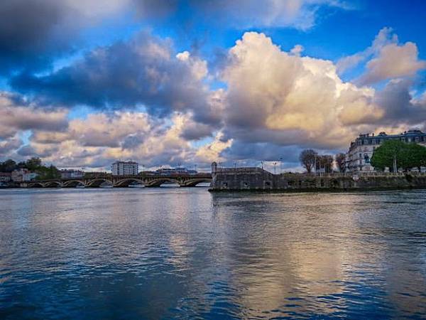 IMG_6751-HDR.jpg IMG_6751-HDR.jpg