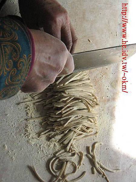 山東海陽-手擀麵 製作5(中國大陸).JPG