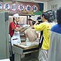 2007-7-4三立電視【草地狀元】「站不起來ㄟ蔥油餅」節目11.jpg