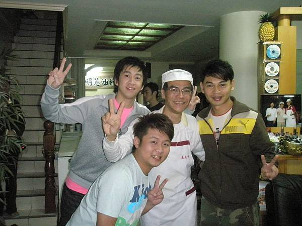 老克明2008-3-15中視『摩托車週記』節目阿Ken 納豆 典哥採訪相片2.jpg