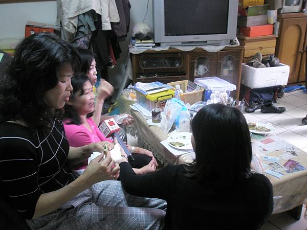 2008-4-9【非凡大探索 】節目採訪老克明蔥油餅12.jpg