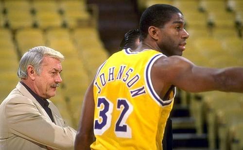 Jerry Buss 與 Magic Johnson