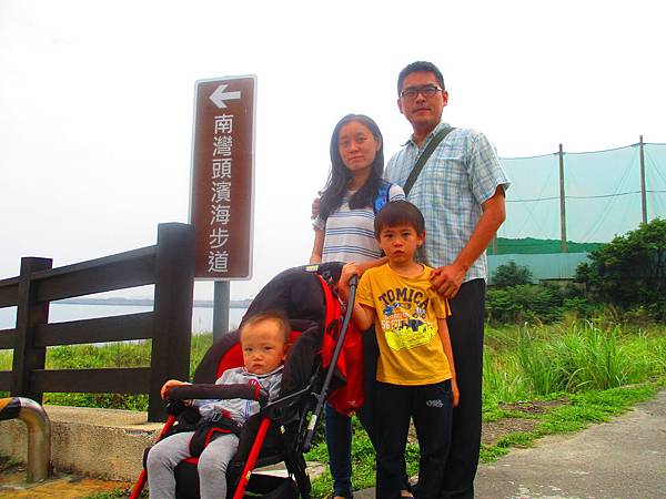 [心得] 親子同樂~新北林口 南灣頭濱海步道