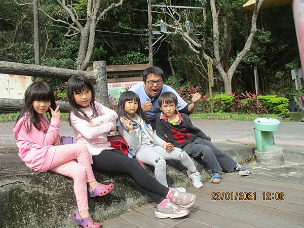 082.JPG 082.JPG