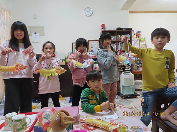 寶貝成長日記(六百七十九)家族聚餐，在我家