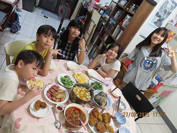 寶貝成長日記(八百二十九)第一次的教師節連假