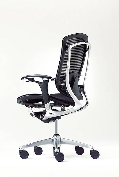 Black-Contessa-Ergonomic-and-Modern-Chair-Design-By-Okamura.jpg