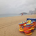 雨中的海雲台沙灘