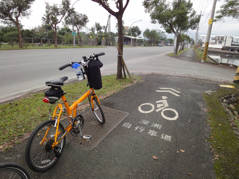 深洲自行車道