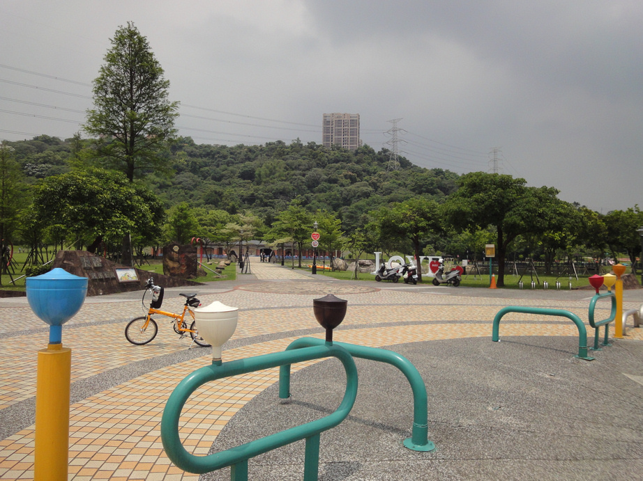 大溪河濱公園