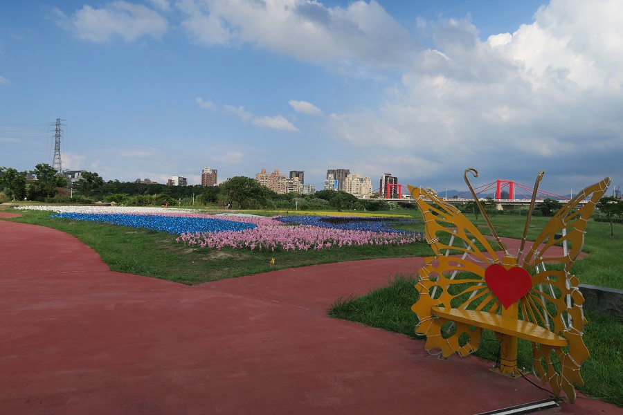 板橋蝴蝶公園風車花海