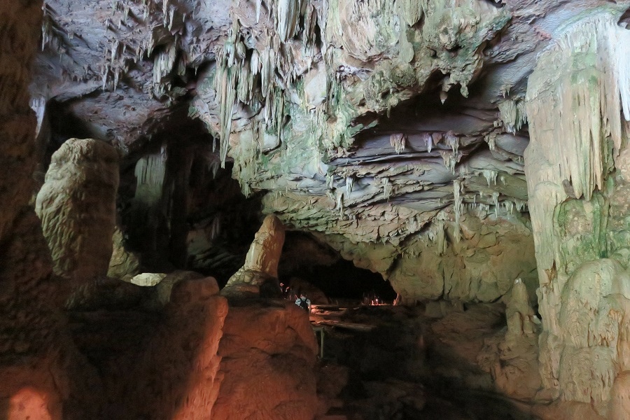 ถ้ำน้ำลอด Tham Nam Lot (Nam Lod Cave)