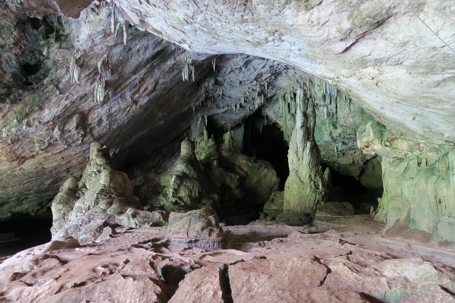 ถ้ำน้ำลอด Tham Nam Lot (Nam Lod Cave)