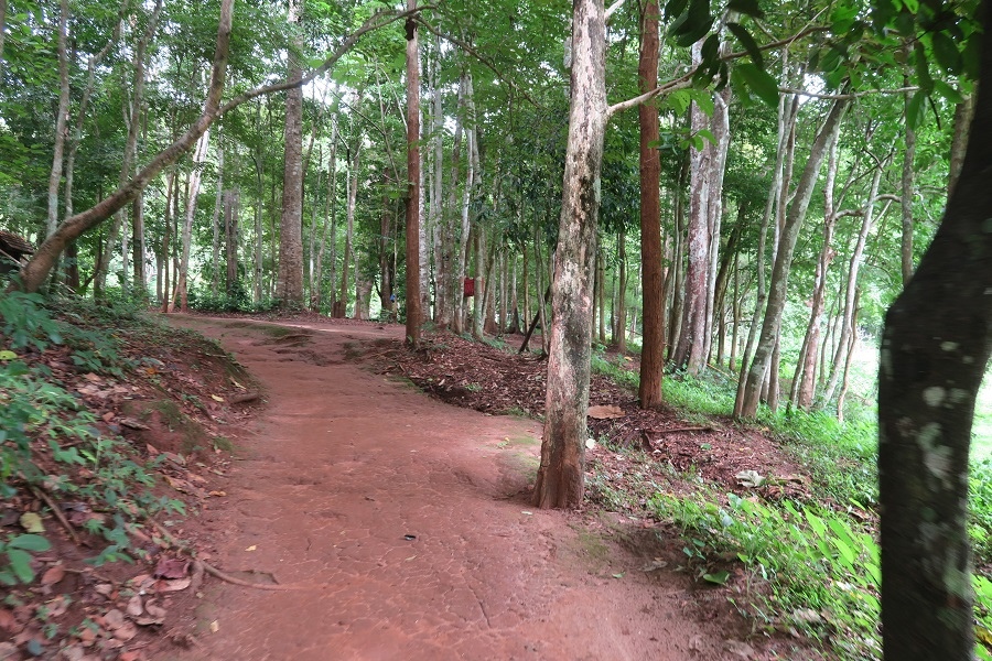 ถ้ำน้ำลอด Tham Nam Lot (Nam Lod Cave)