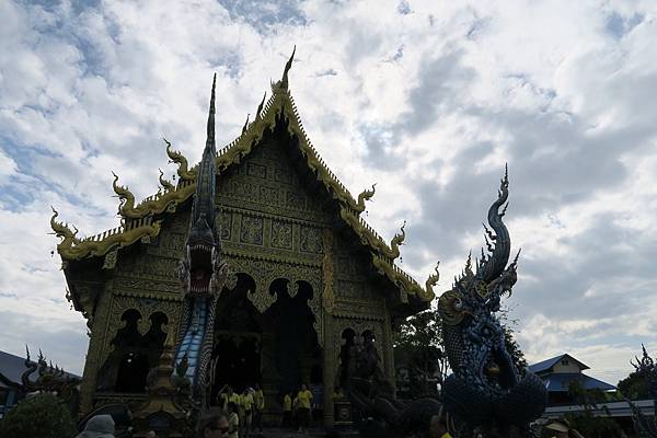 วัดร่องเสือเต้น Wat Rong Suea Ten藍廟