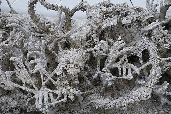 ตำบล ป่าอ้อดอนไชย Wat Rong Khun白廟