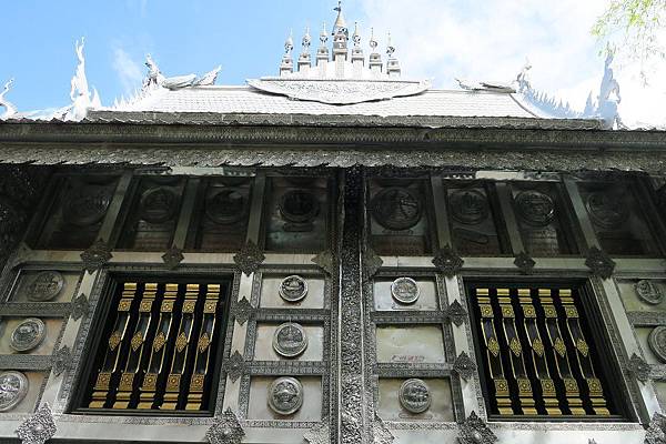 วัดศรีสุพรรณ Wat Srisuphan希素攀寺
