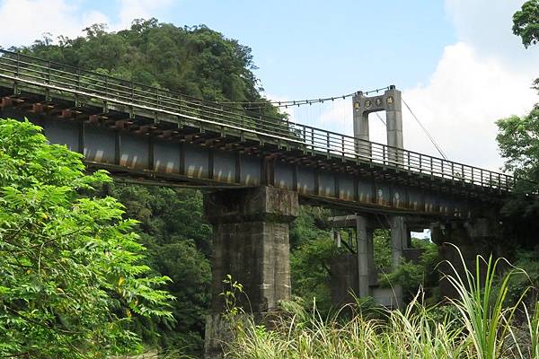 觀瀑吊橋