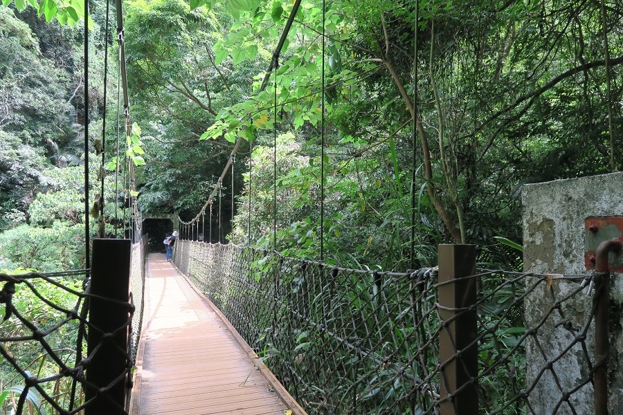 和平吊橋