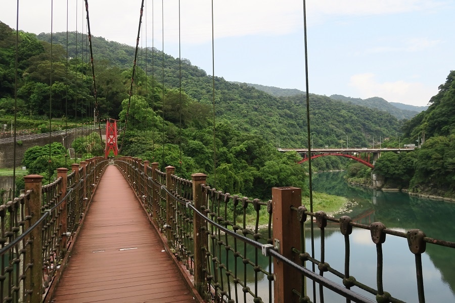 烏來吊橋