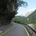 東西橫貫公路牌樓