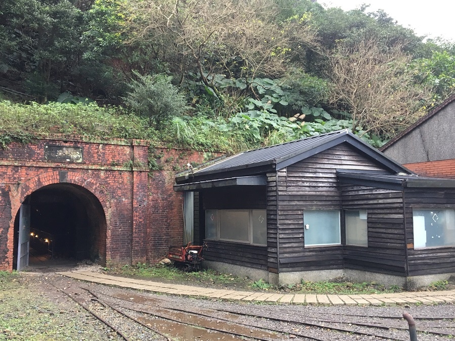 本山坑道