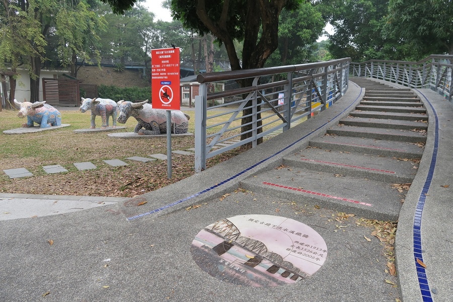 下淡水溪舊鐵橋