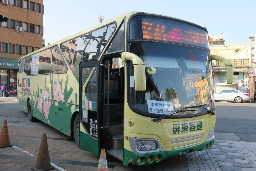 墾丁街車