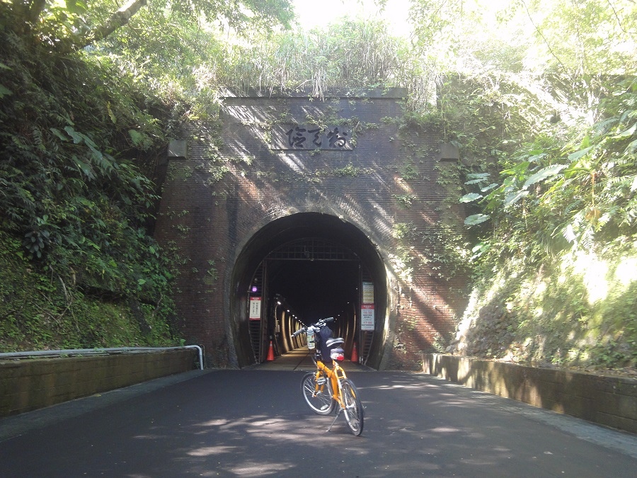 舊草嶺隧道自行車道