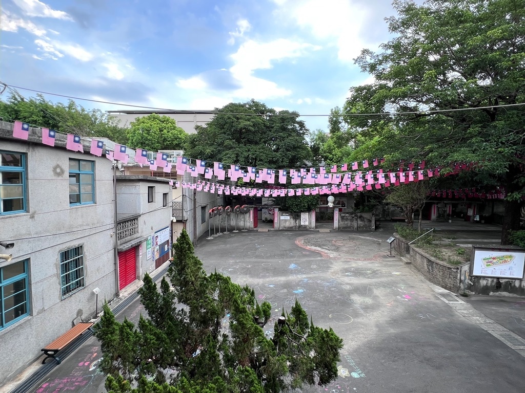 空軍三重一村