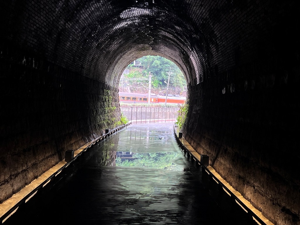 三瓜子隧道