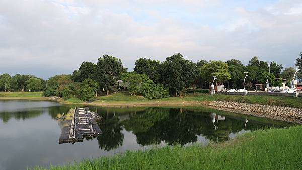 蘭潭水庫 ( 蘭潭風景區 )