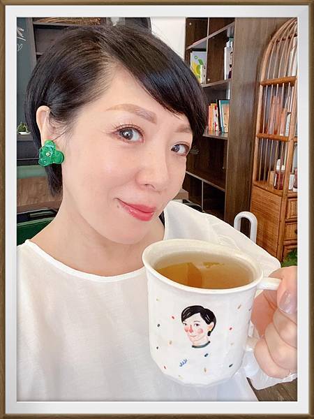 【观玲老师超爱吃】这次要带大家到一间好可爱的餐厅─「芭花」，