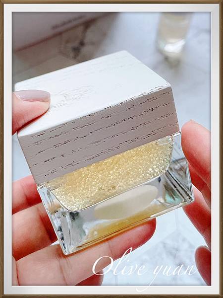 【觀玲老師推好物】這次分享的產品中，有一款油、美白精華、化妝