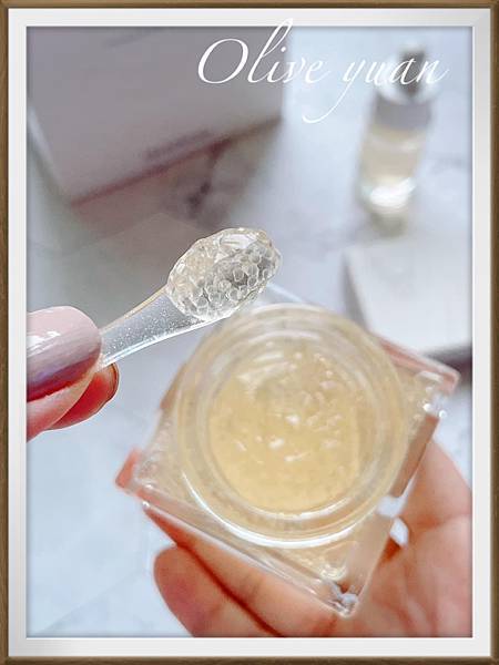 【觀玲老師推好物】這次分享的產品中，有一款油、美白精華、化妝