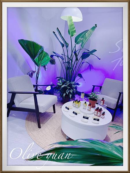 【观玲老师爱保养】LUSH铁粉我，直冲台中LaLaport逛