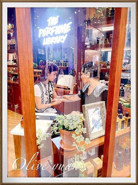 【观玲老师爱保养】LUSH铁粉我，直冲台中LaLaport逛