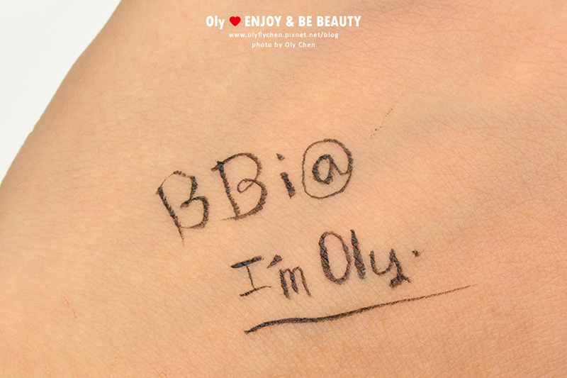 Bbia魔幻閃耀眼影粉、眼線液筆，眼影粉用法