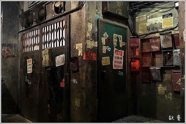 神奈川 川崎站 仿香港九龍城寨之川崎倉庫 ウェアハウス川崎 歐麥趣吃喝玩樂 痞客邦