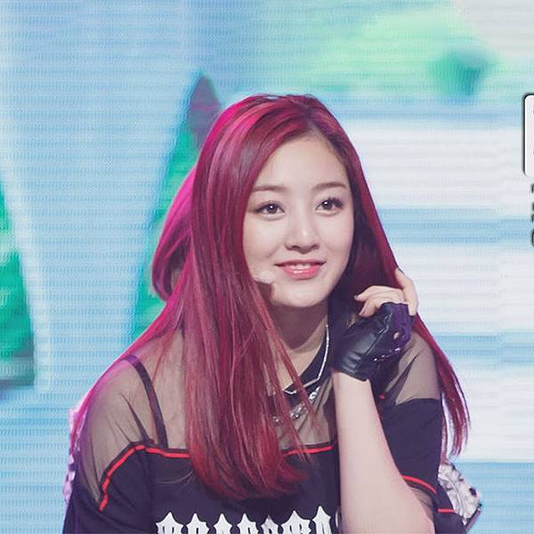 TWICE - JIHYO