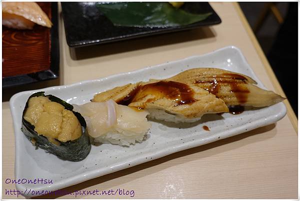 Kitsuna sushi (7).jpg