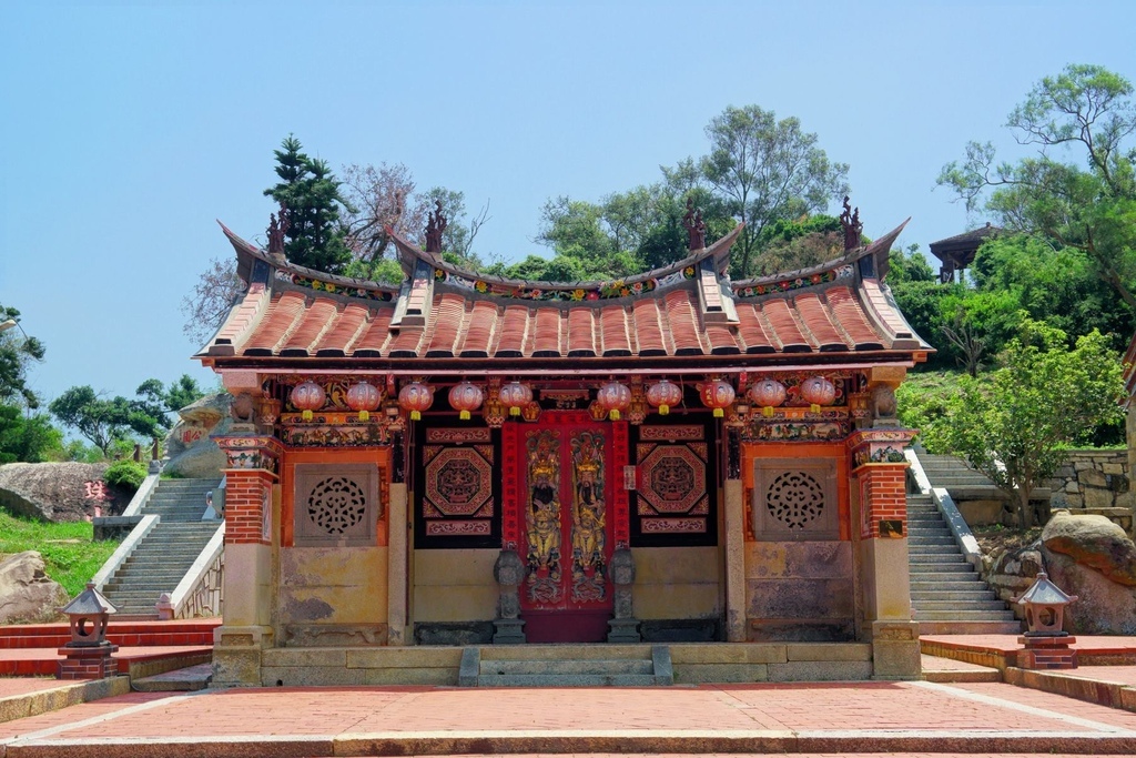 21441289_1585594714794317_1509733479_o.jpg 位於大潭後方的薛氏家廟