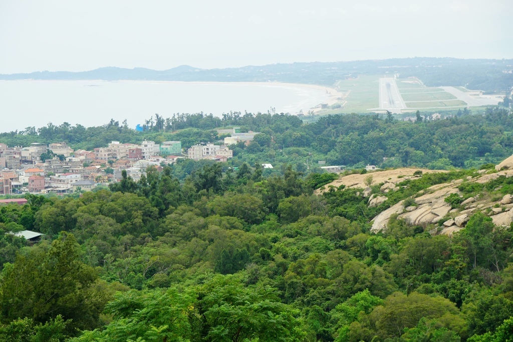 21585805_1588188131201642_504064945_o.jpg 美麗的海灣配上滿滿的花崗岩,若是天氣好的話一定非常漂亮!