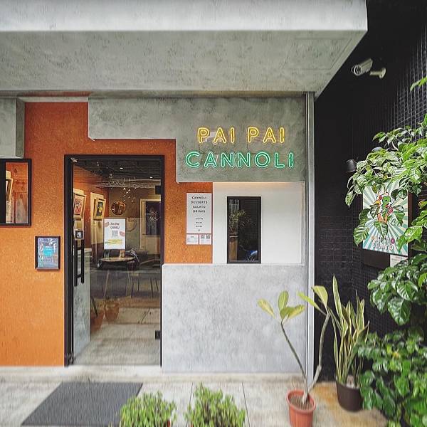 C39D6714-8820-4EA5-BA06-AE0C9A76624C.JPG C39D6714-8820-4EA5-BA06-AE0C9A76624C.JPG