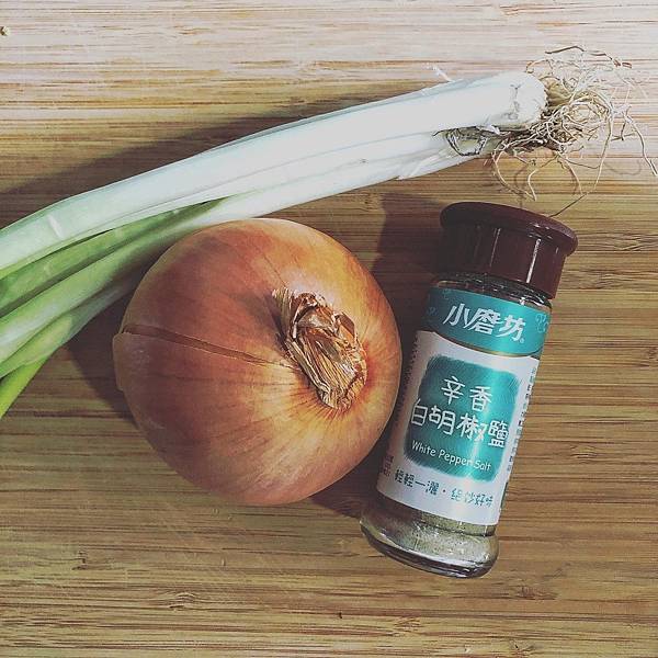 【日式鹽蔥醬食譜】中秋節必備燒肉店人氣烤肉醬,和任何肉類都