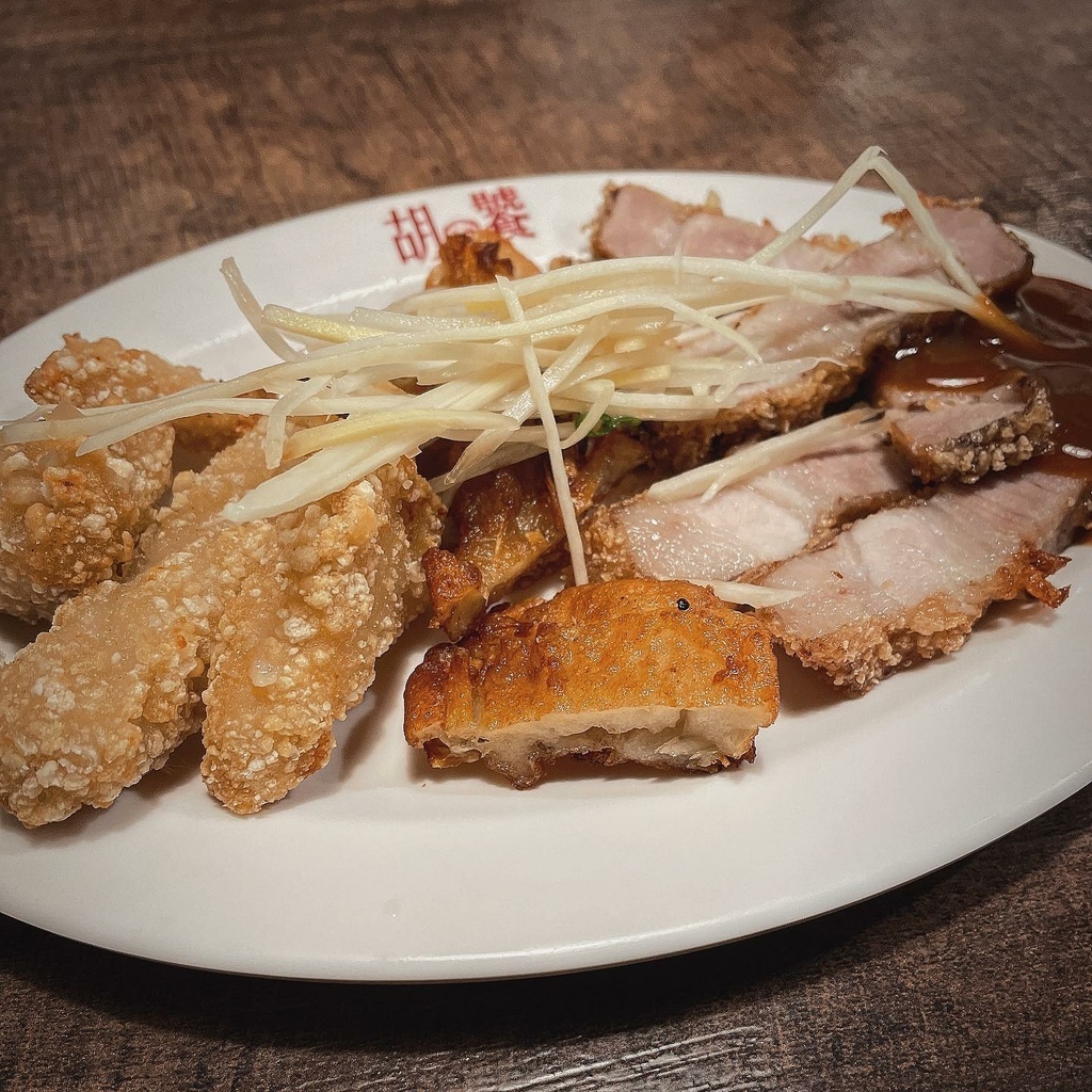 【捷運中山國中站】胡饕米粉湯：痛風蛤蠣芋頭米粉湯，養生無糖麥