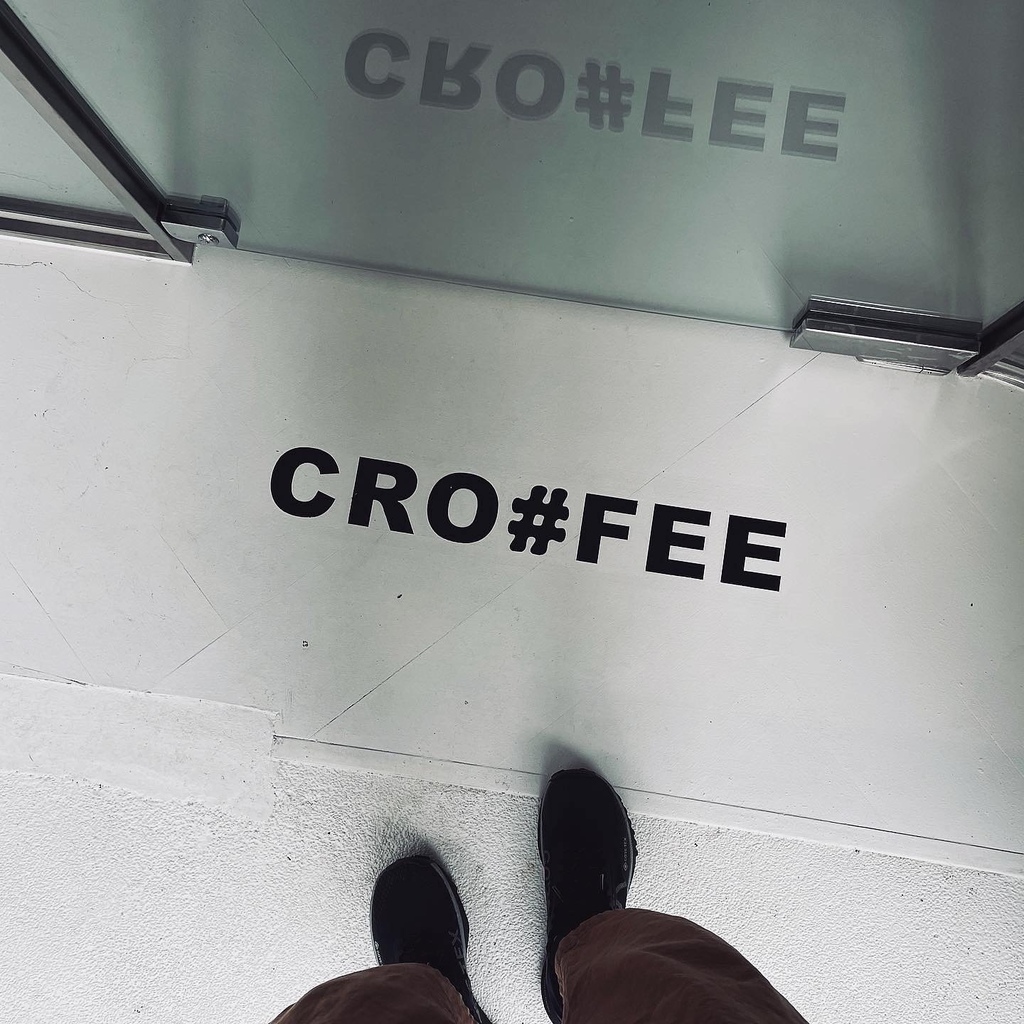 【捷運忠孝復興站】CRO#FEE  咖啡井 : CROFFL